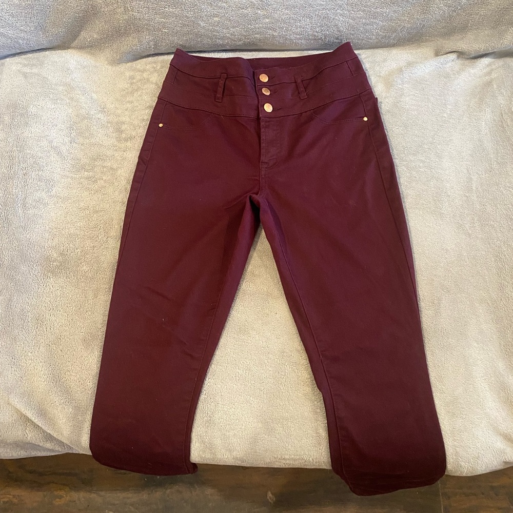 Refuge high waisted maroon jeggings. Only work twice. See pictures for damage.